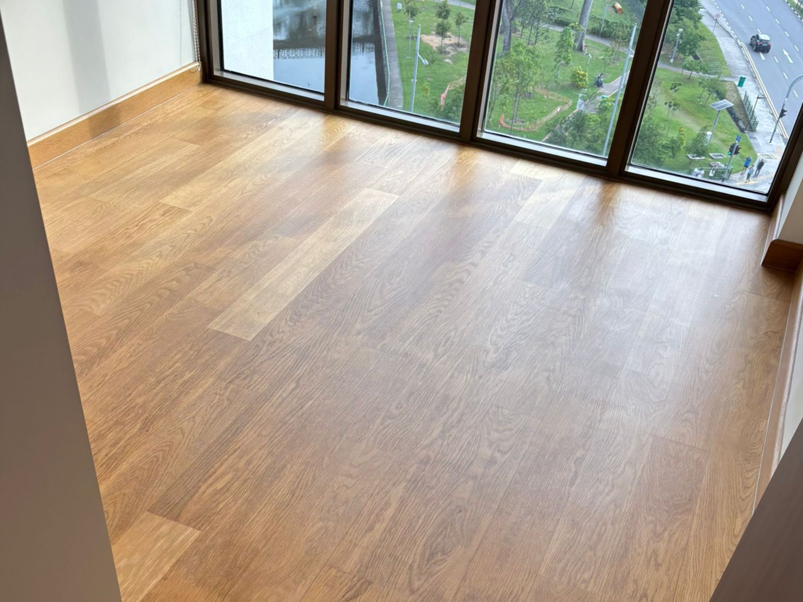 old-engineered-wood-floor-polish-before